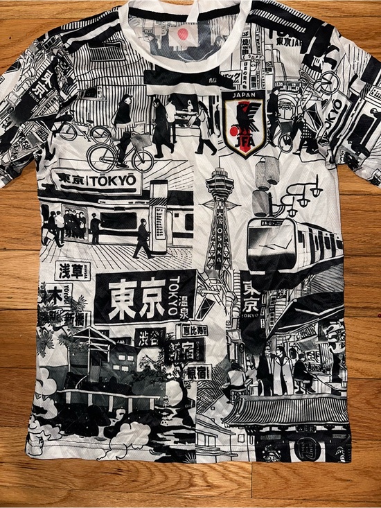Other - Tokyo Graphic Short-Sleeve Shirt - Black & White